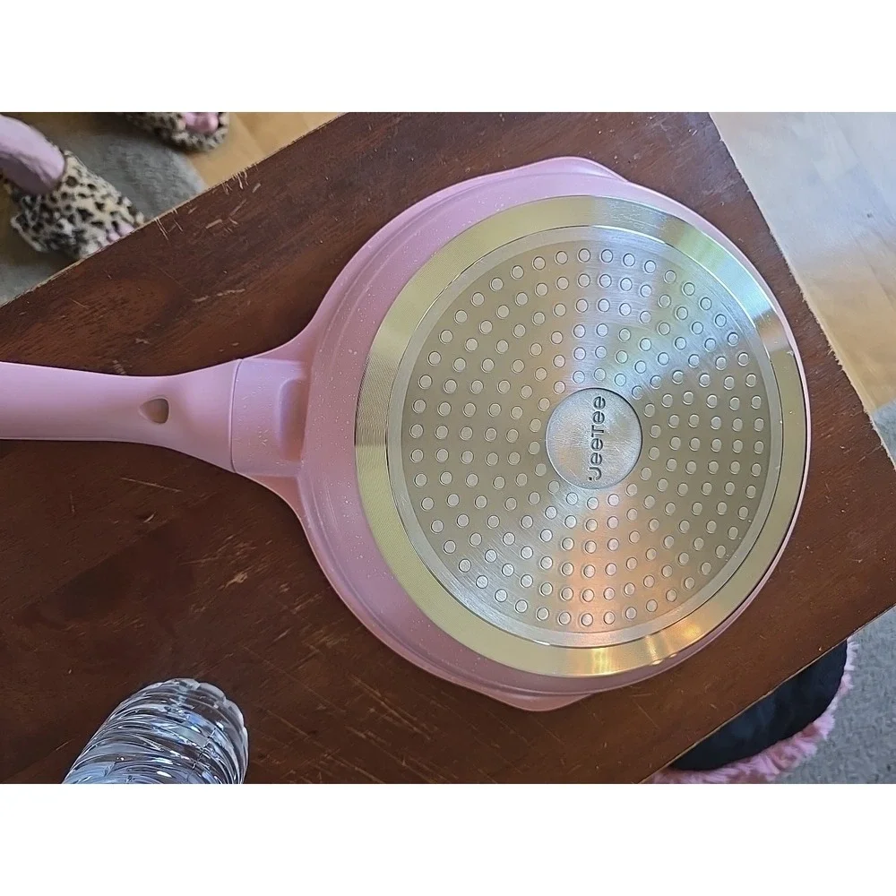 Jee Tee 9.5‎ Inch Pink Frying Pan